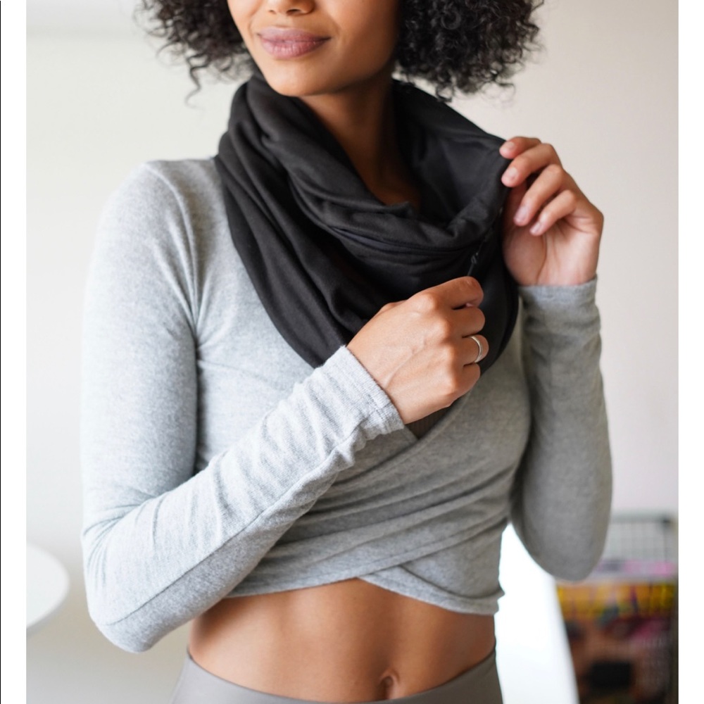 Beyond Yoga Hidden Pocket Infinity Scarf